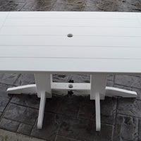 Umbrella hole for the A&L Furniture Amish Outdoor Poly Rectangular Bar Table