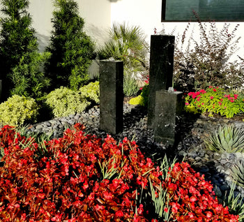 Blue Thumb Smooth Black Granite Fountain