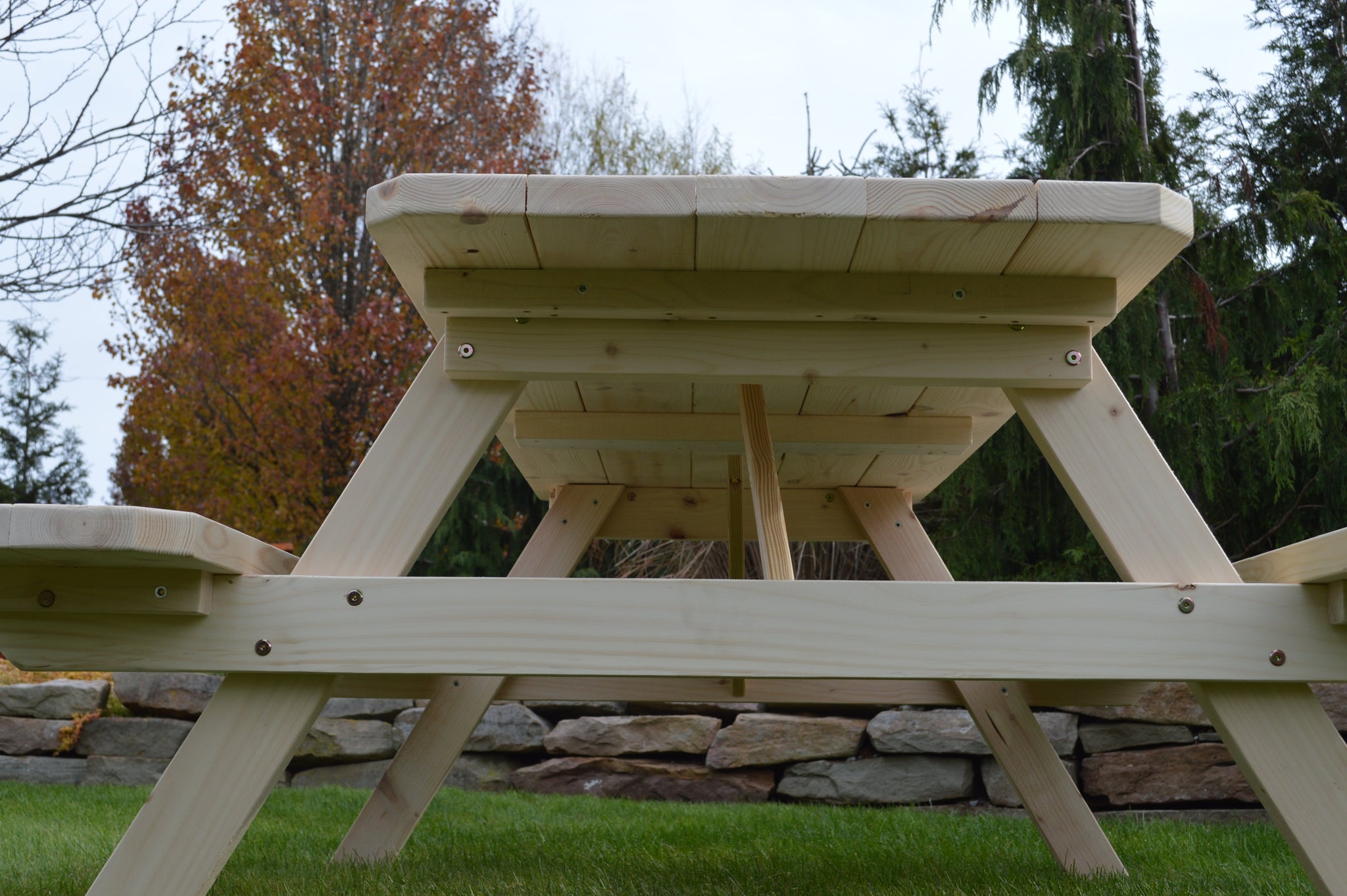 A&L Furniture Spruce Picnic Tables | Practical Garden Ponds